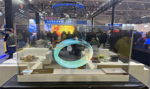 55寸桌面款OLED透明屏：未来科技的桌面新宠